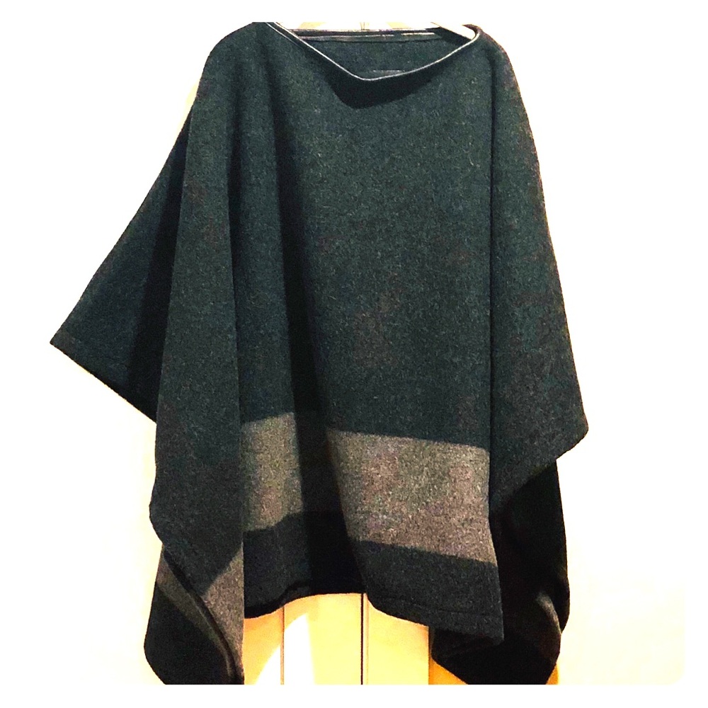 COACH Wool Poncho / Cape ❄️⛄️